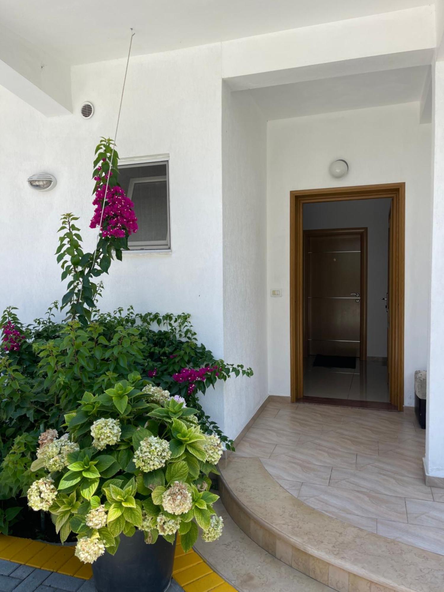 דורס Guest House Lionel מראה חיצוני תמונה